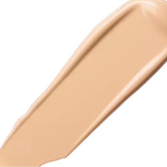 Clinique Redness Solutions Makeup SPF 15- (01) 01 Calming Alabaster CN10 1oz. - Picture 2 of 2